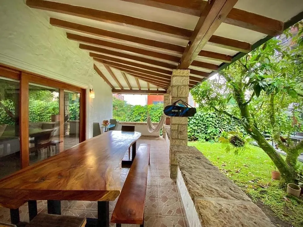 Luxury Villa In Provenza 메딜린 콜롬비아