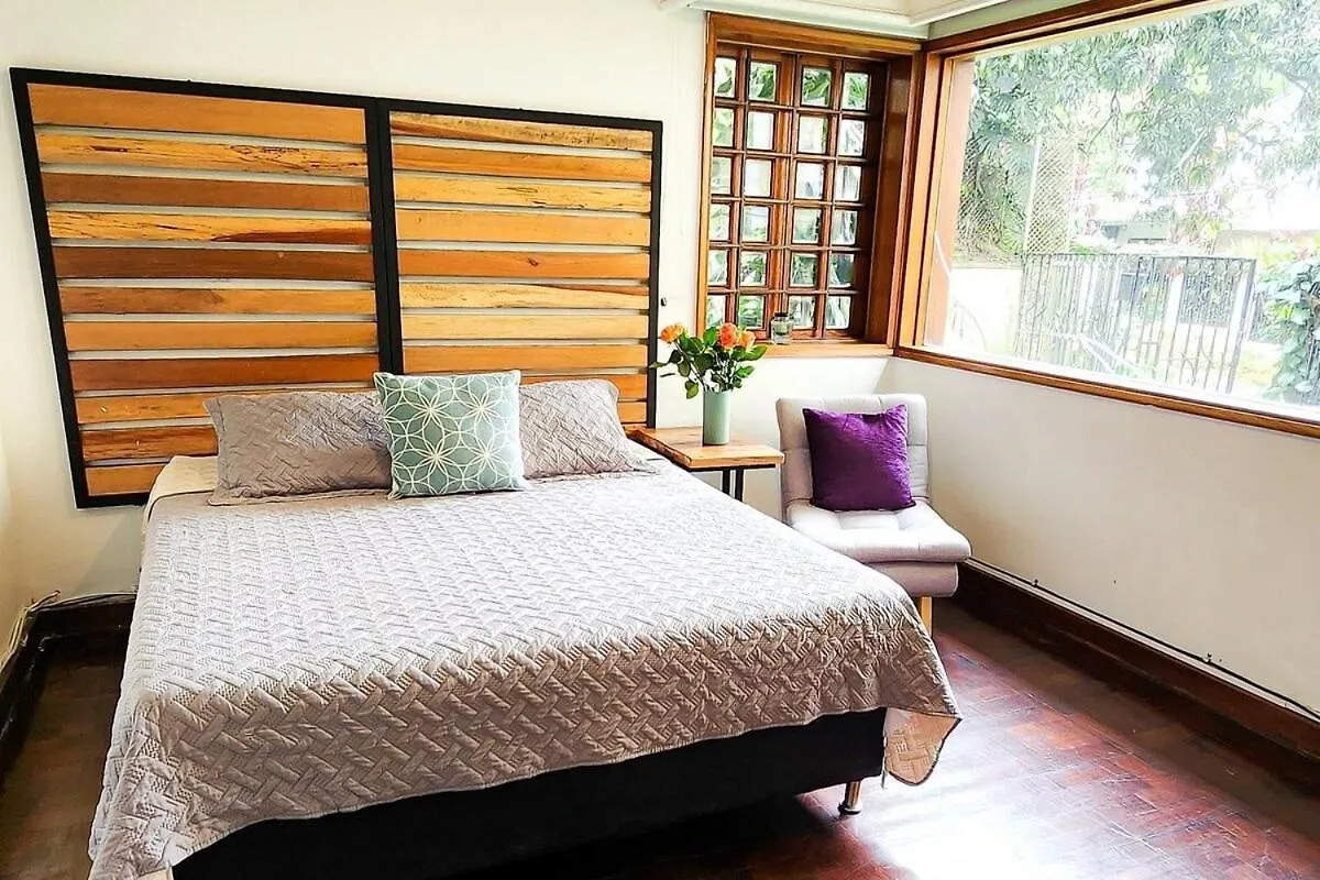 펜션 Luxury Villa In Provenza 메딜린